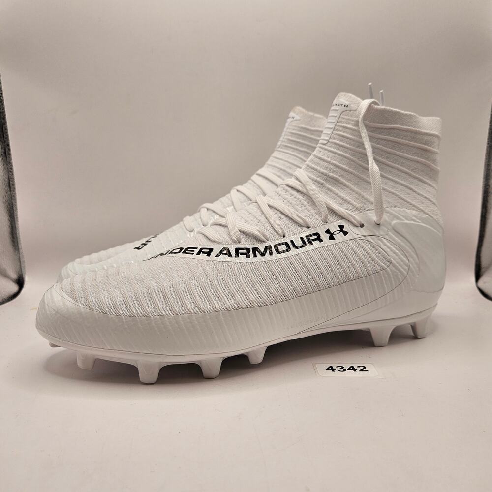UNDER ARMOUR MEN'S 11.5 BLUR PRO FOOTBALL CLEATS WHITE BLACK 3028000-102